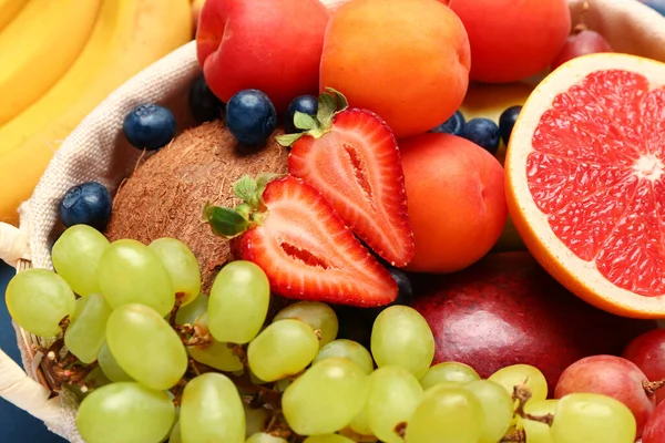 Wicker Basket Different Fresh Fruits Closeup — Stock Photo, Image