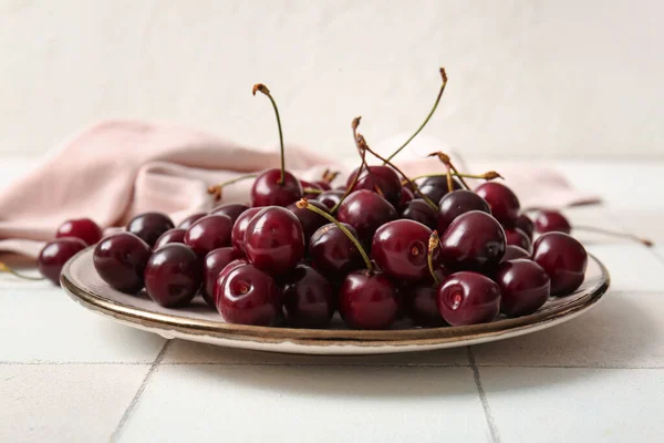 Plate Sweet Cherries White Tile Table — Stock Photo, Image