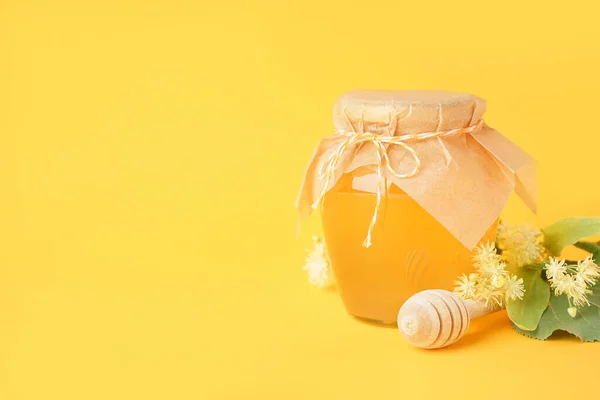 Glass Jar Linden Honey Dipper Yellow Background — Stock Photo, Image