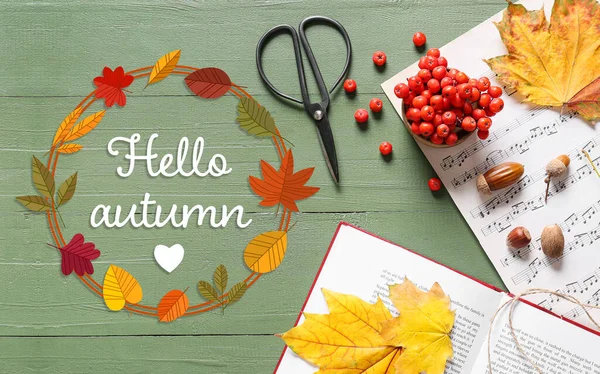 Banner Com Texto Hello Autumn Folhas Caídas Bagas Rowan Folha — Fotografia de Stock