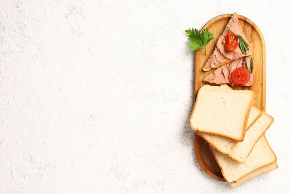 Wooden Board Tasty Sandwiches Pate Tomatoes Light Background — Stock Photo, Image