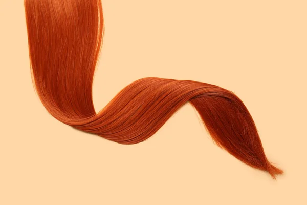 Рыжие Волосы Прядь Цветном Фоне Крупным Планом — стоковое фото