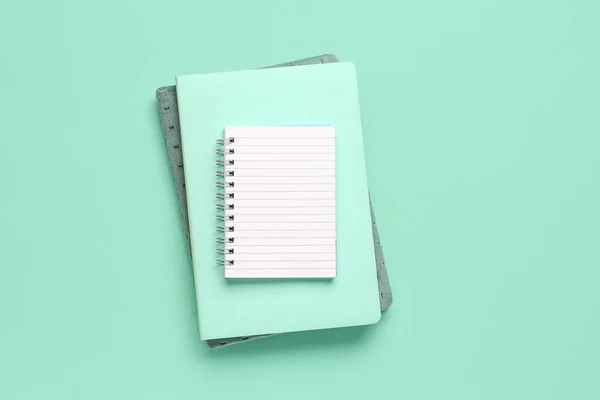 Zestaw Notebooków Tle Koloru — Zdjęcie stockowe