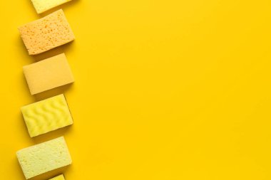 Turuncu arka planda farklı süngerler