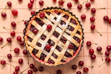 Pembe fayanslı vişneli turta pişiriyorum.