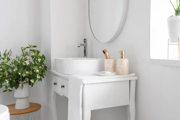 Sink Bowl Bath Accessories Dressing Table Interior Light Room — Stok Foto
