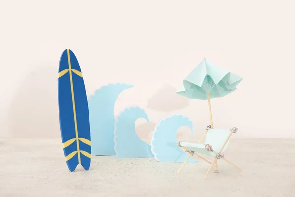 Creative Composition Mini Surfboard Miniature Deckchair Paper Waves White Table — Stock Photo, Image