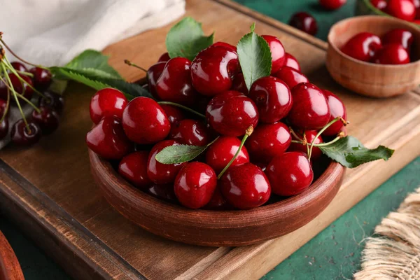 Bowls Board Sweet Cherries Green Background — Stock Photo, Image