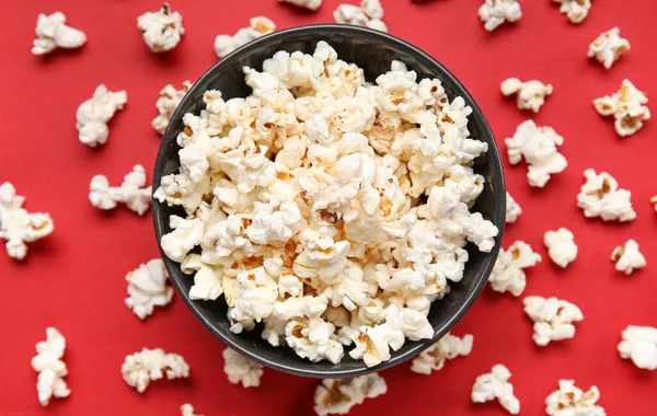 Bowl Tasty Popcorn Red Background — Stock Photo, Image