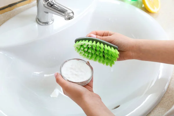 Woman Cleaning White Ceramic Sink Brush Baking Soda Closeup — Stock Photo, Image