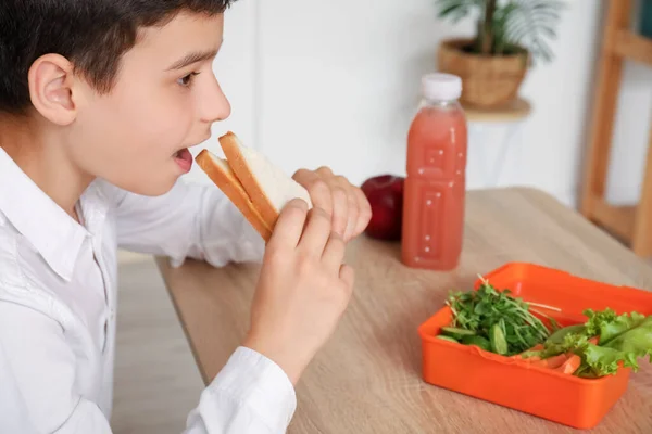 Little Boy Eating Lunch Classroom — Stock Photo, Image