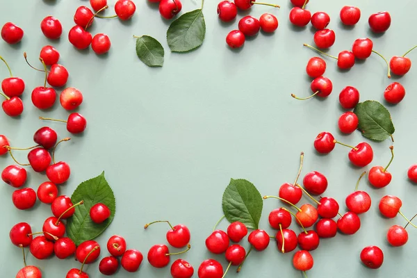 Frame Made Sweet Cherries Leaves Green Background — Stock Photo, Image