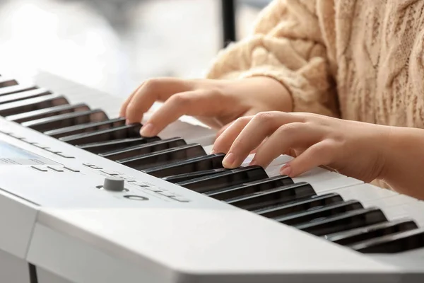 Woman Playing Modern Synthesizer Closeup — Stock Photo, Image
