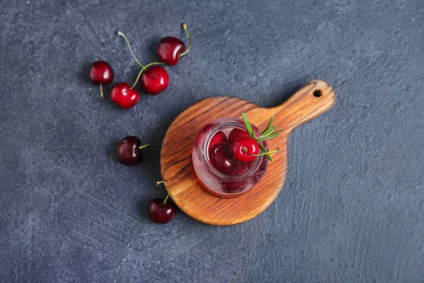 Wooden Board Jar Tasty Cherry Lemonade Rosemary Dark Background — Stock Photo, Image