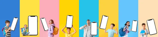 Conjunto Pessoas Segurando Grandes Smartphones Com Telas Branco Fundo Cor — Fotografia de Stock