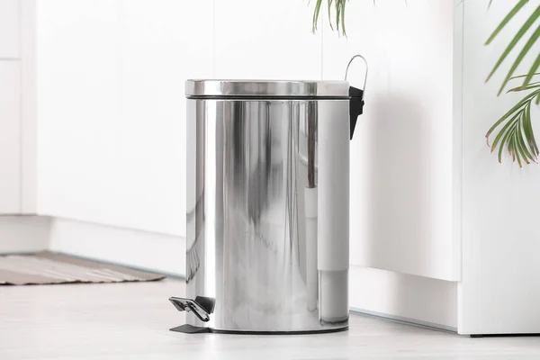 stock image Metallic trash bin in interior of light kitchen