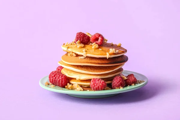 Plate Tasty Pancakes Raspberries Lilac Background — Stock Photo, Image