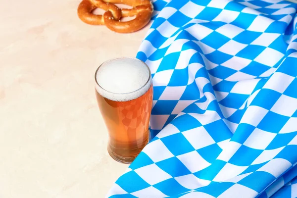 Прапор Баварії Кухоль Пивом Крендель Рожевому Фоні — стокове фото