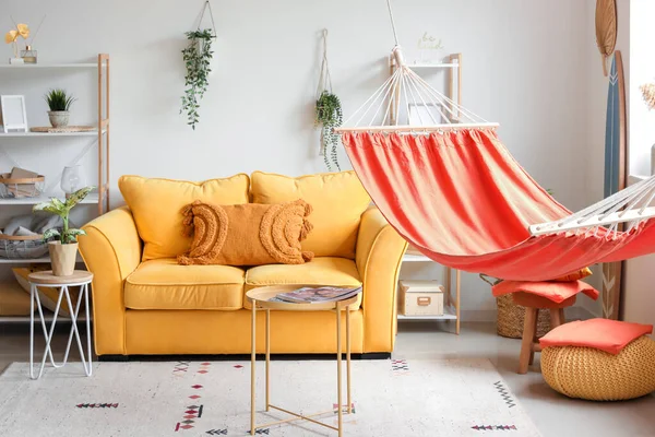 Interior Stylish Living Room Red Hammock Yellow Sofa Coffee Table — Stock Photo, Image
