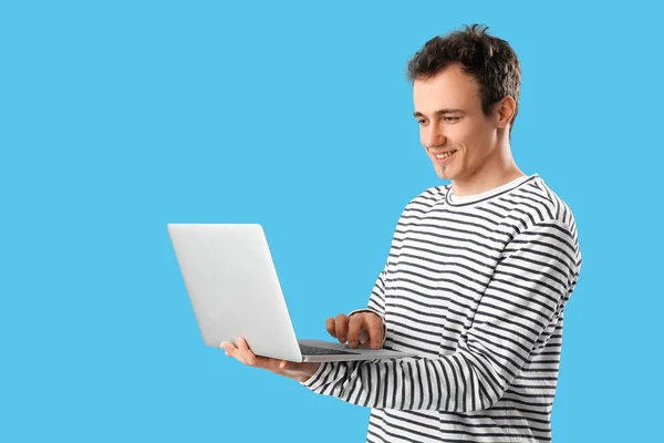 Young Man Laptop Blue Background — Stock Photo, Image