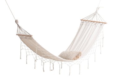 Beyaz arkaplanda minderli rahat bir hamak