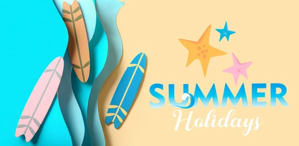 Kleine Surfbretter Und Papierwellen Auf Beigem Hintergrund Sommerferien — Stockfoto