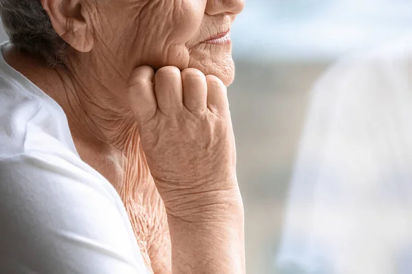 Senior Woman Looking Window Home Closeup — Stock Photo, Image