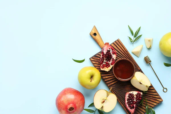 Σύνθεση Φρούτα Και Γλυκό Μέλι Φόντο Χρώματος Rosh Hashanah Εβραϊκή — Φωτογραφία Αρχείου