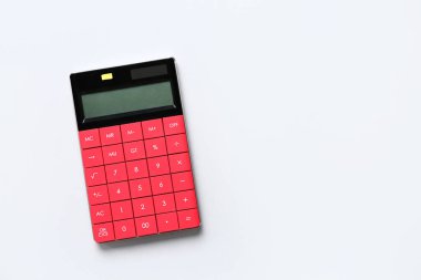 Beyaz arka plan üzerinde izole modern hesap makinesi