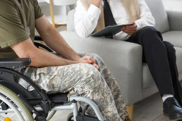 Male Soldier Wheelchair Psychologist Office Closeup — Stock Photo, Image