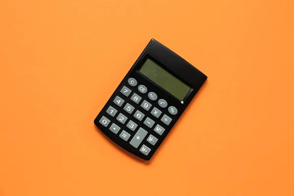 Moderner Rechner Auf Orangefarbenem Hintergrund — Stockfoto