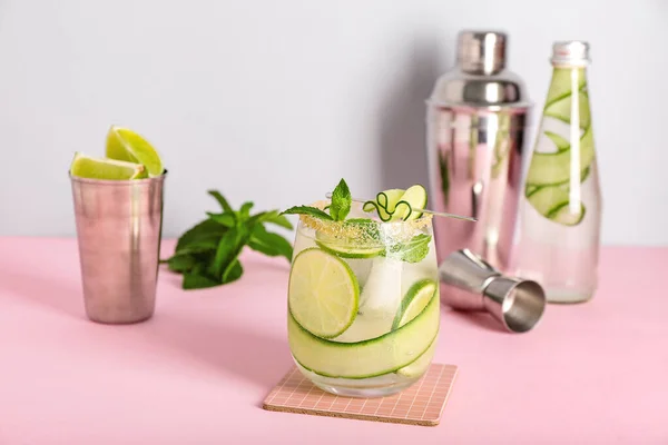 Glass Cucumber Mojito Bartender Tools Pink Background — Stock Photo, Image