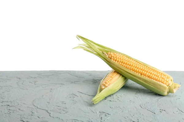 Fresh Corn Cobs Blue Table White Background — Stock Photo, Image