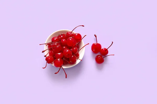 Bowl Tasty Maraschino Cherries Lilac Background — Stock Photo, Image