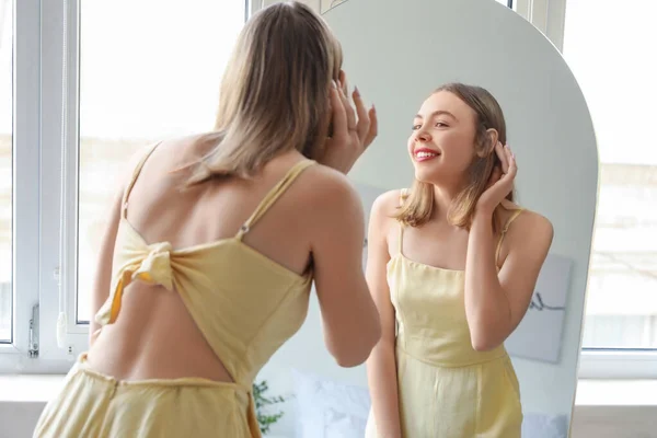Young Woman Looking Mirror Home — Stock Photo, Image
