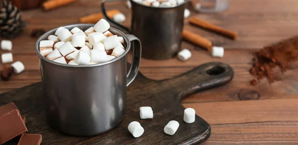 Mugg Varm Choklad Med Marshmallows Bord — Stockfoto