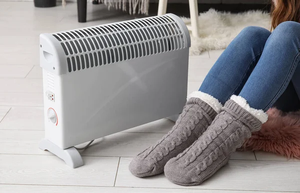 Woman Socks Warming Radiator Home Closeup — Stock Photo, Image