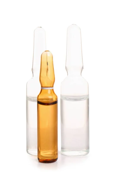 Medizinische Ampullen Aus Glas Auf Weißem Hintergrund — Stockfoto