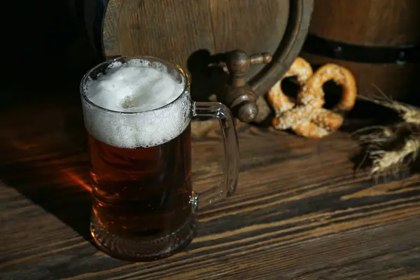 Горщик Холодного Пива Столі Святкування Октоберфеста — стокове фото