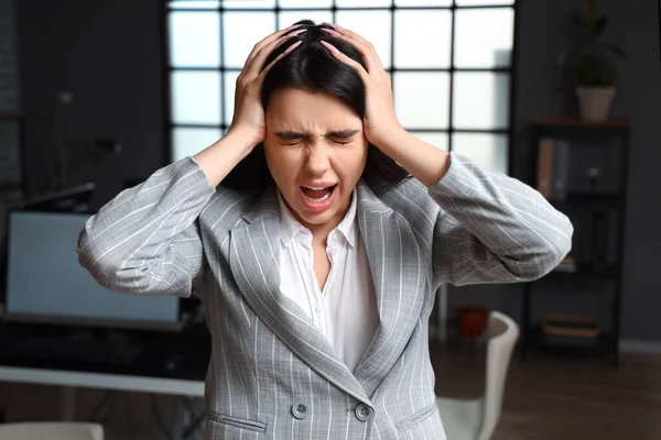 Young Woman Having Panic Attack Office — Stock Photo, Image