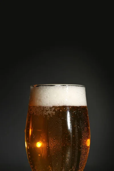 Glass Cold Beer Dark Background Closeup — Stock Photo, Image