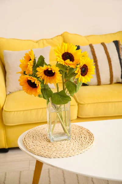 Vase Beautiful Sunflowers Coffee Table Interior Living Room — Stock Photo, Image