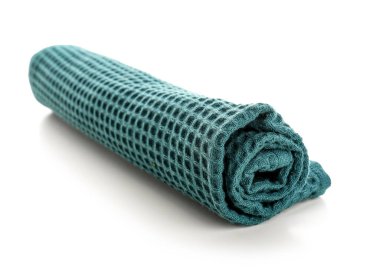 Beyaz arka planda rulo temiz peçete