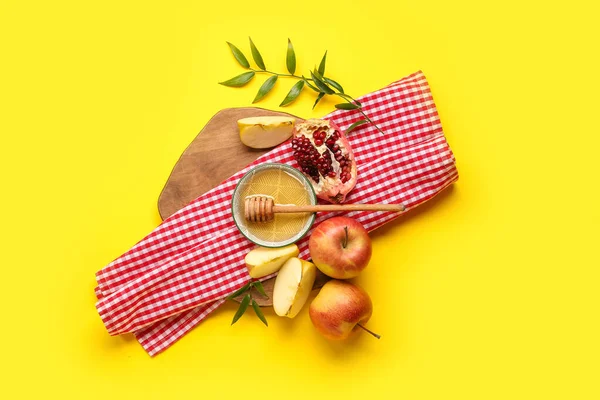 Composition Bowl Honey Ripe Fruits Yellow Background Rosh Hashanah Jewish — Stock Photo, Image