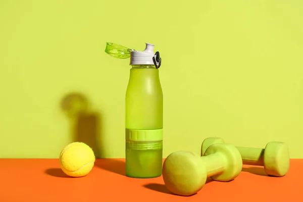 Bottle Water Dumbbells Tennis Ball Color Background — Stock Photo, Image