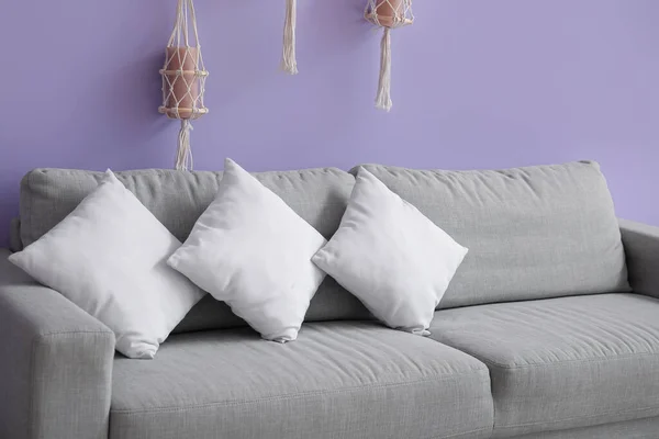 Grey Sofa White Pillows Lilac Wall — Stock Photo, Image