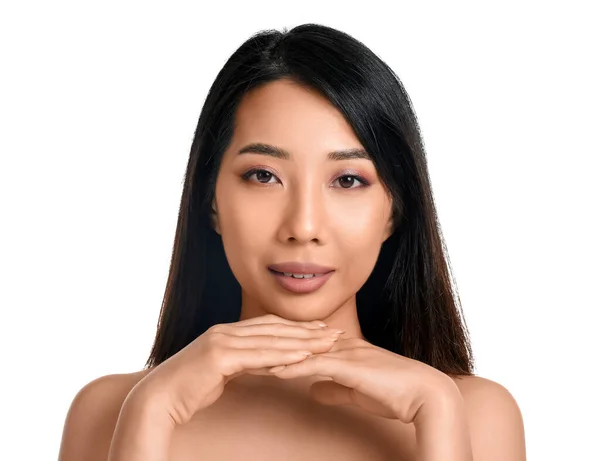 Mulher Asiática Nova Bonita Com Pele Saudável Fundo Branco — Fotografia de Stock