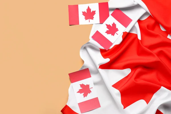 Banderas Canadá Sobre Fondo Naranja — Foto de Stock