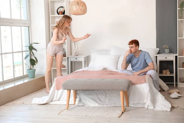 Troubled Young Couple Pregnancy Test Bedroom — Stock Photo, Image
