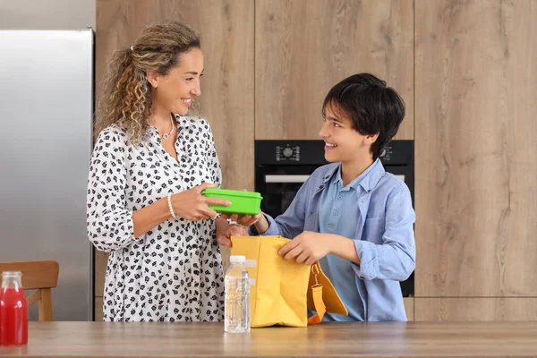 Mother Her Little Son Packing School Lunch Kitchen — Stock Photo, Image